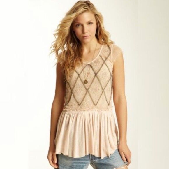 Free People Holiday to India Cap Sleeve Beaded Peplum Semi Sheer Top in Pink S - Picture 2 of 14